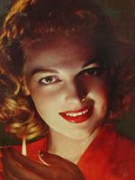 1940s-Christmas---makeup-look