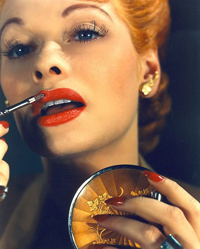History-of-makeup---Lipstick---1940s---Lucille-Ball
