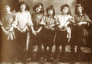 Tiller-girls--1890---The-first-first-famous-chorus-line