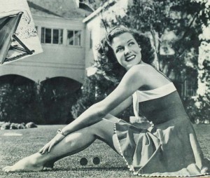 1940s-fashion---Hollywood-stars-swimwear-styles--Ann-Sheridan.