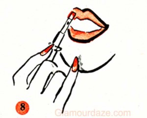 1950s-Teen-Makeup-Guide---outline-lips