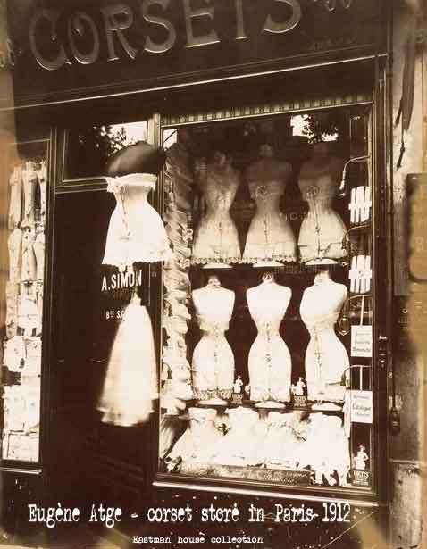 Eugène-Atge---tienda de corsés en París-1912