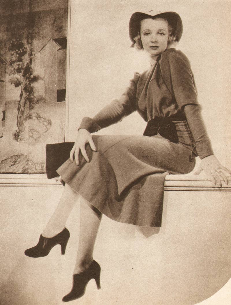 1930s-Fashion---Hollywood-Screen-Stars-show-their-glamour---Virginia-bruce