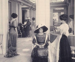 House-of-Doucet---Galerie-de-vente---Paris-Fashion-1910