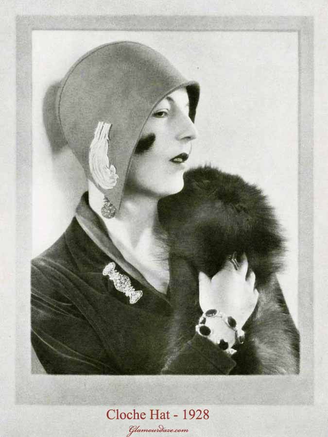 1920's-cloche-hat-glamourdaze