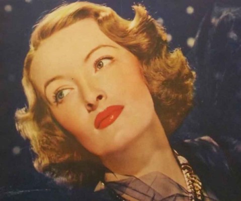8b--Dorothy-Lamour---1930s-face-of-beauty