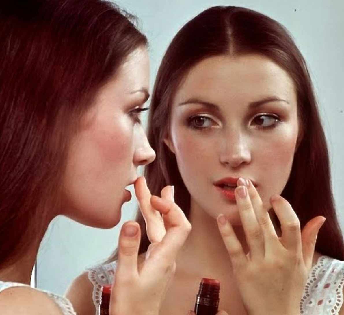 Jane-Seymour-1972 makeup