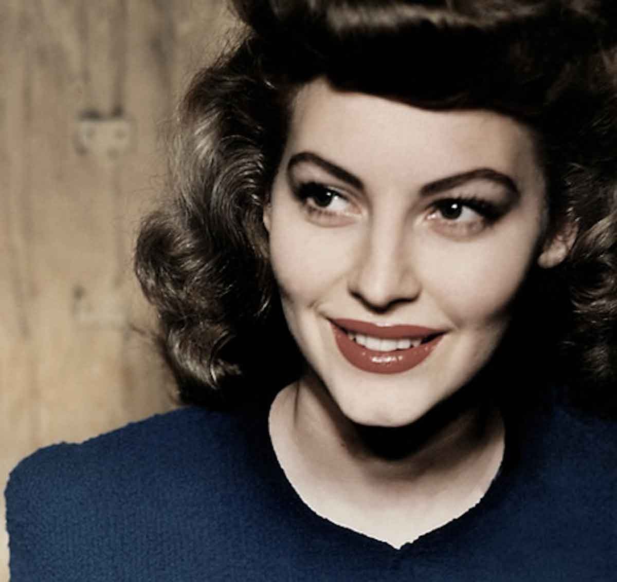 Top Ten Most Beautiful 1940s Women-Ava gardner