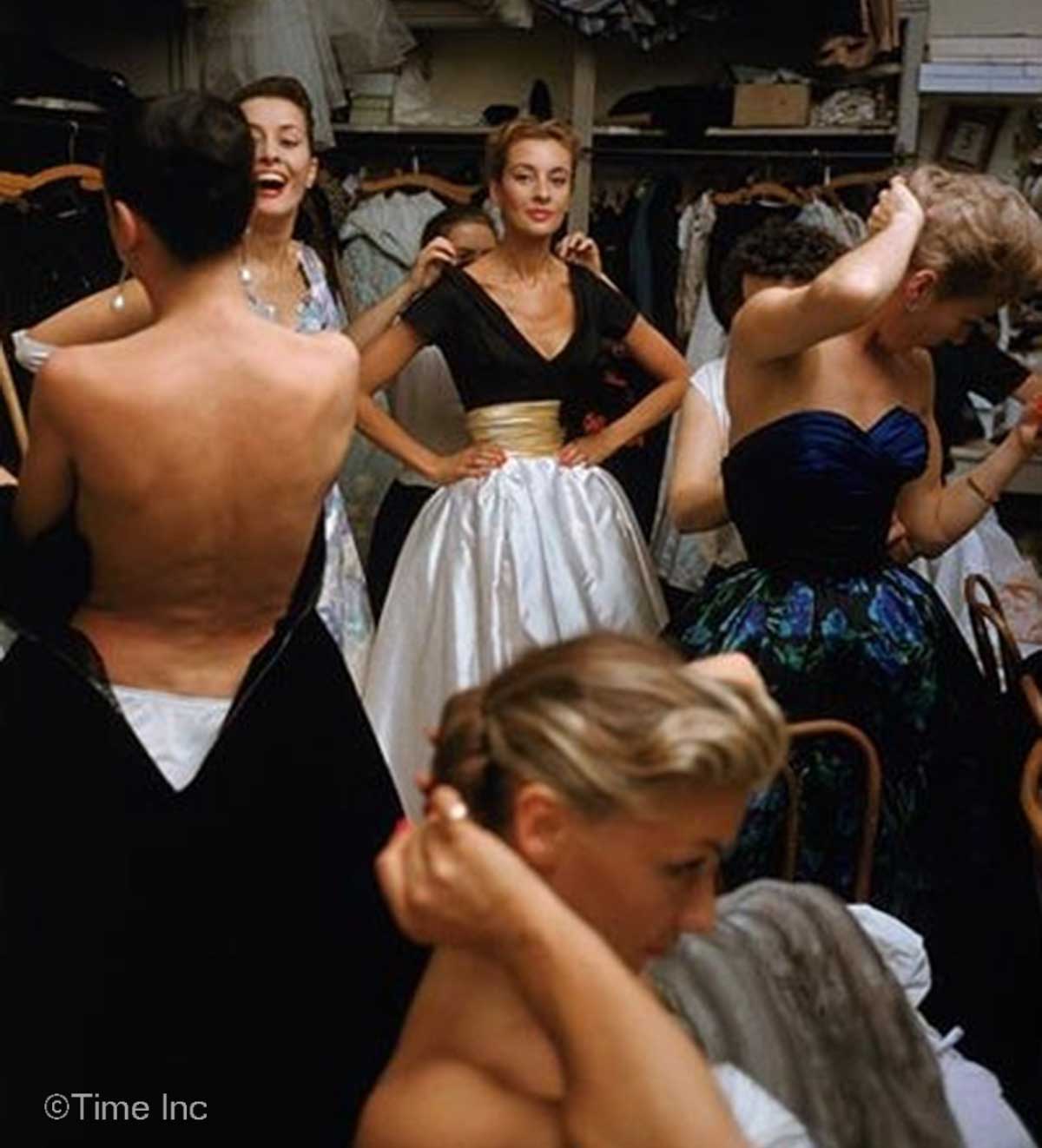Dior-1954--Backstage-Photos-of-1954-Paris-Fall-Collection---Mark-Shaw