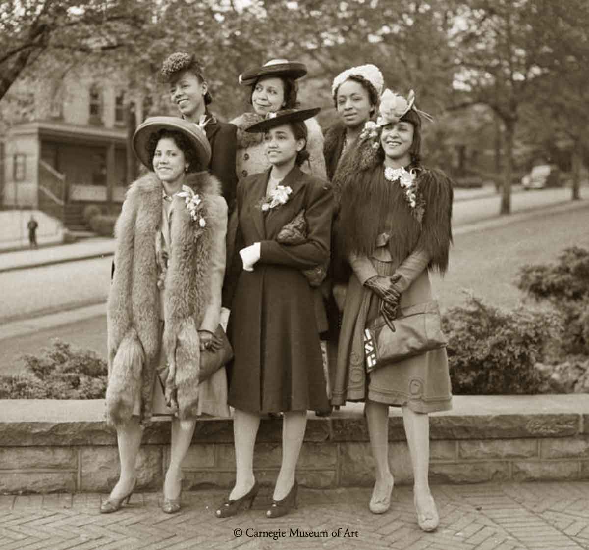 1940s Black Fashion - Photograph Archive  Glamour Daze