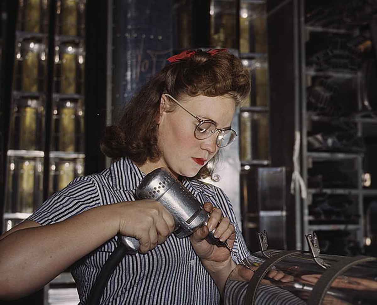 1940s Girls with Glasses - Library of Congress