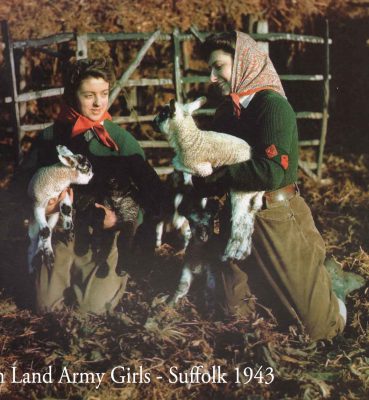 British-land-army-girls-1943