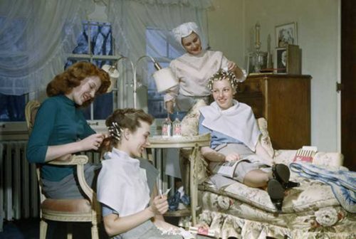 Permanent-wave-home-styling-at-home---circa-1940s---Saint-Paul,-Minnesota---B-Anthony-Stewart