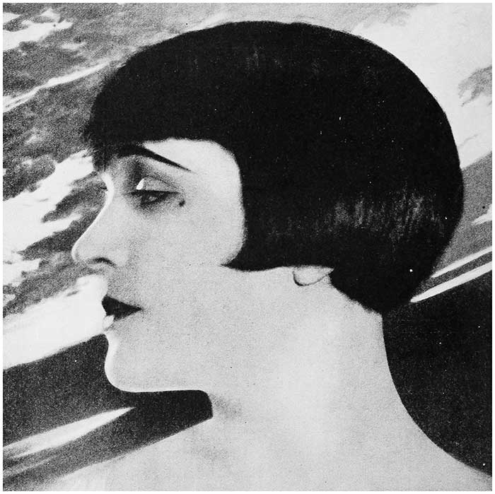 1920's Hairstyles for Face Shapes - Pola Negri