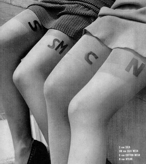 1940s-Fashion---The-Debut-of-Nylon-Stockings