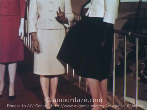 Airport-Chic---1962-Fashion-for-the-Three-Body-Types-10