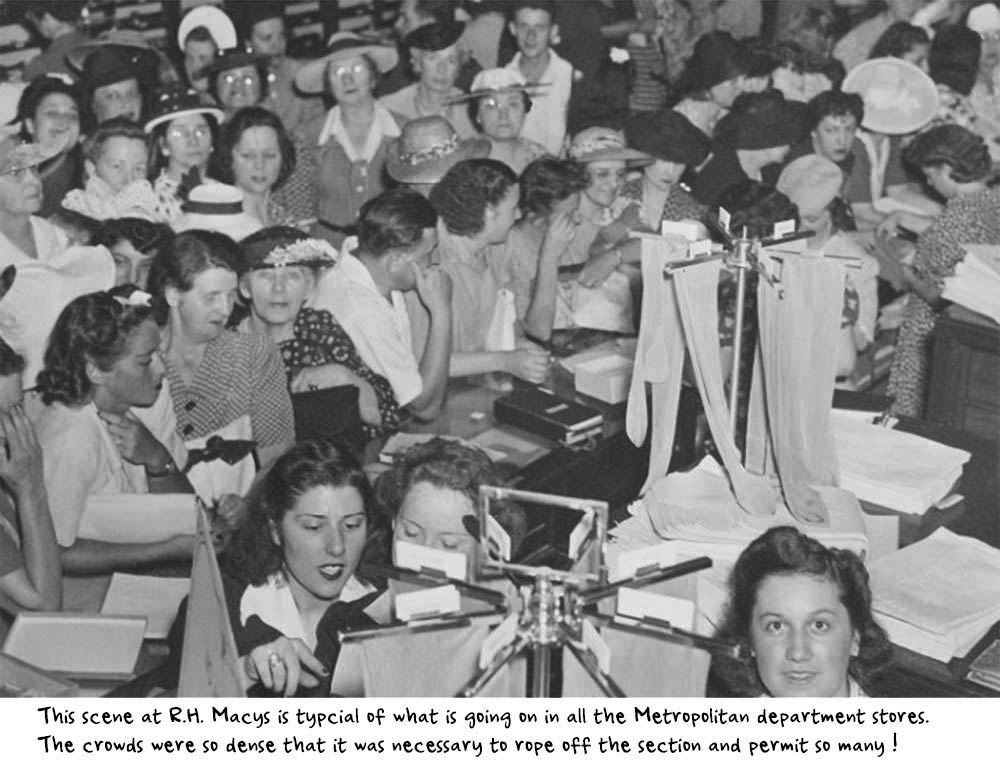 Macys-New-York---Huge-crowds-throng-for-Nylon-stockings