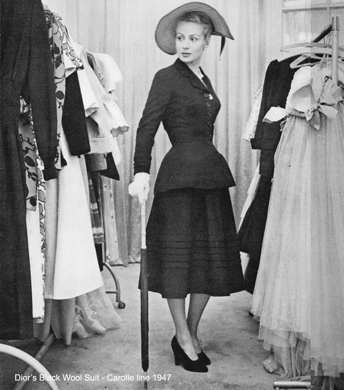 Dior-Black-Wool-Suit-Carolle-line-1947