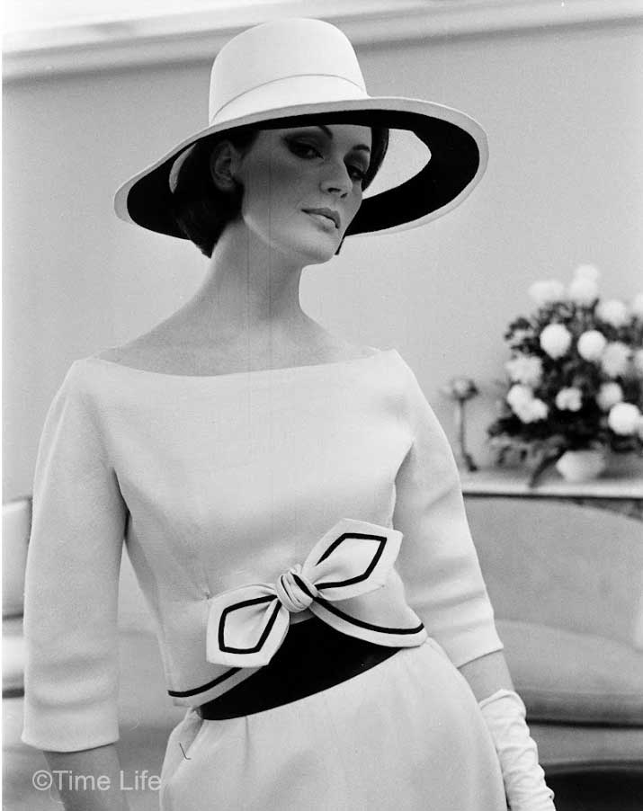 Paris-Fashion-copies-in-New-York-1962
