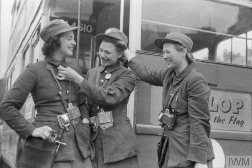 women on the home front 1940s - London-bus-conductors-Lilian-Menhenett,-Louise-Taylor-and-Marie-Ellis