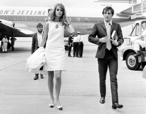 Mini Skirt Shockwave - Jean-Shrimpton-in-iconic-white-minidress-1966