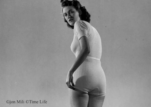 1940s Women's Undergarments