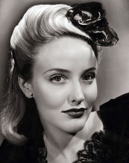 1940s-fashion-model---Powers-Girl-Georgia-Carroll