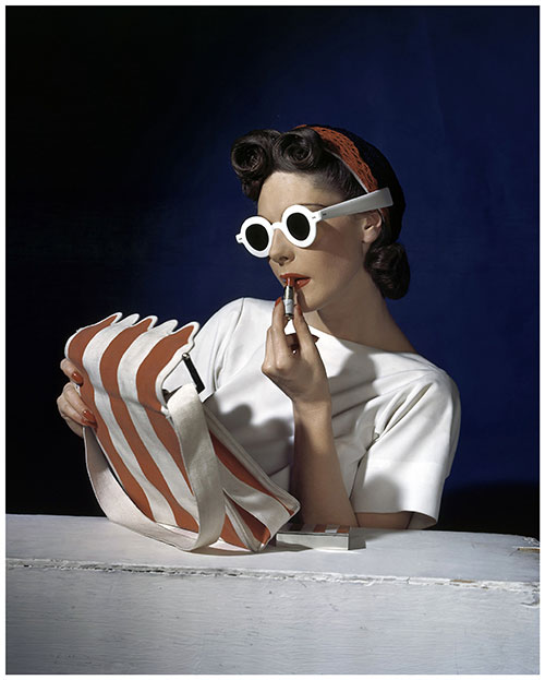 1940s-fashion-model---Powers-Girl-Muriel-Maxwell---Vogue-1939-Horst P. Horst