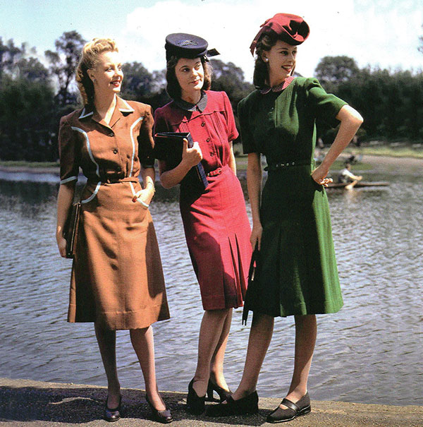 WW2 Dresses-1943 - Designer-Norman Hartnell - Photo James Jarche