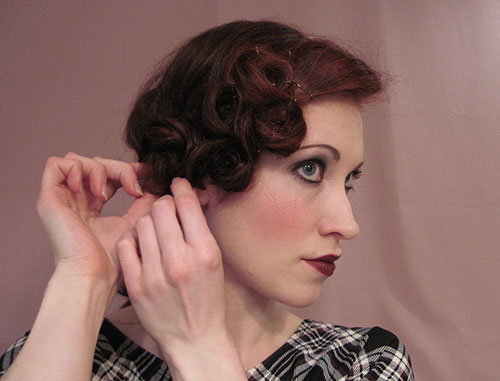 1920's hairstyles for long hair - faux bob