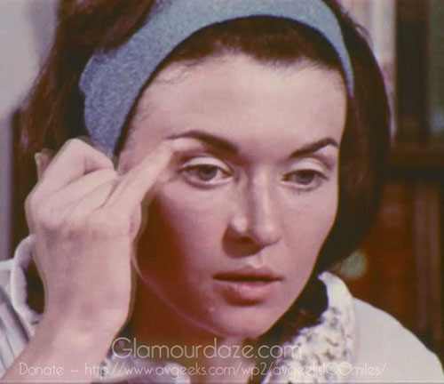 1960s-makeup-tutorial film from 1969