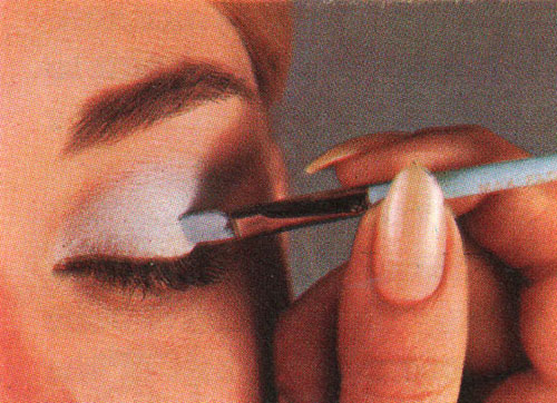 60's eye makeup - How to do eyeshadow