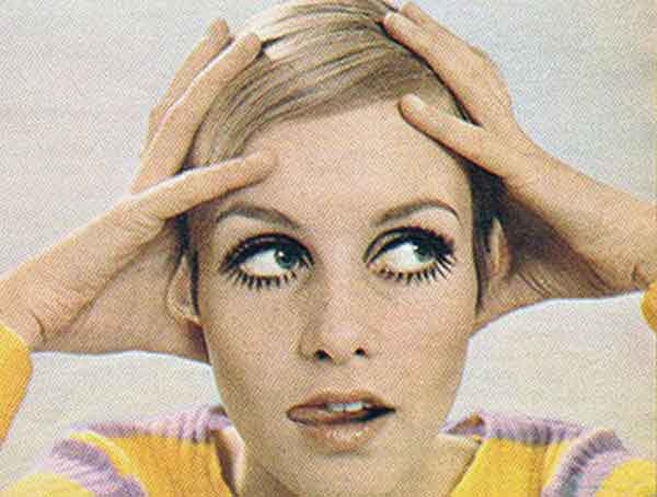 Twiggy Makeup and Haircut