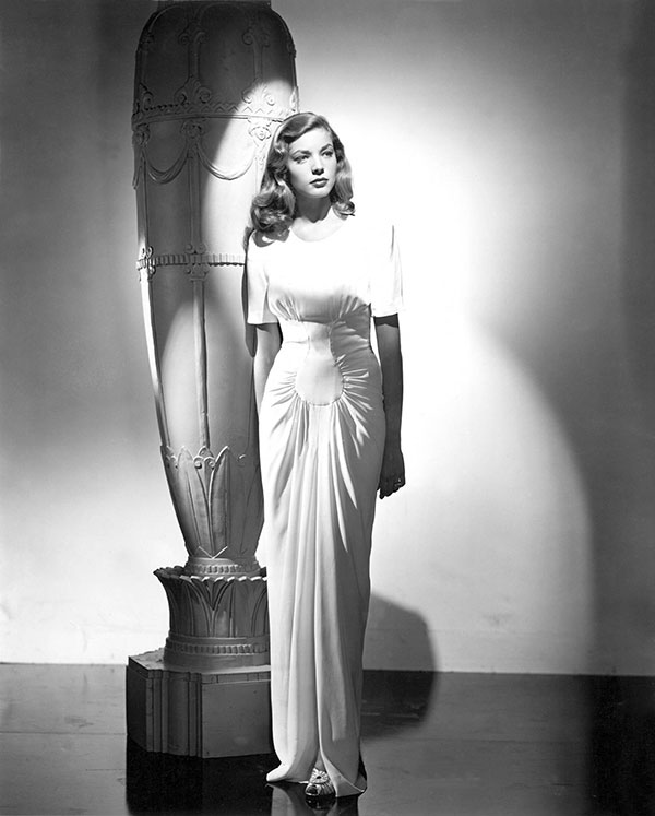 1940 Hollywood Glamour Gowns