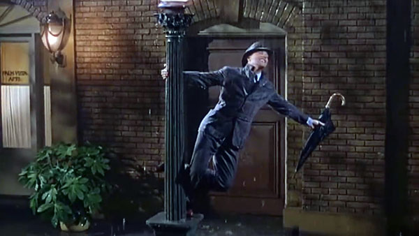 Gene Kelly - Singing and Dancing in the Rain