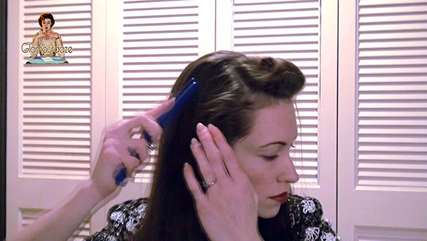 1940's snood hairstyle - part hair