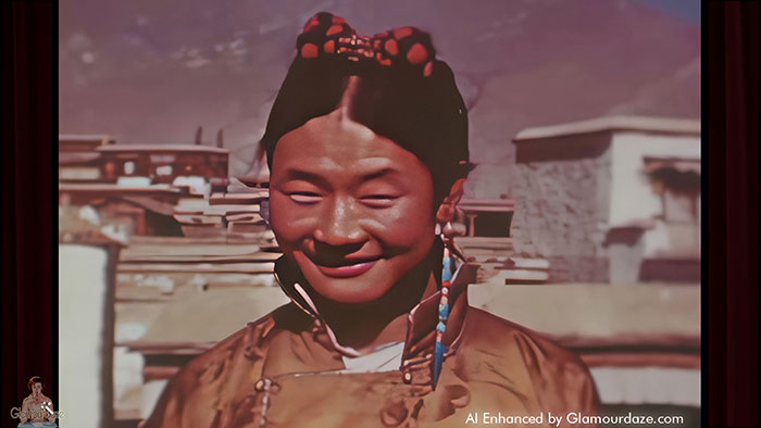 Member of the Tibetan authorities filmed in 1942
