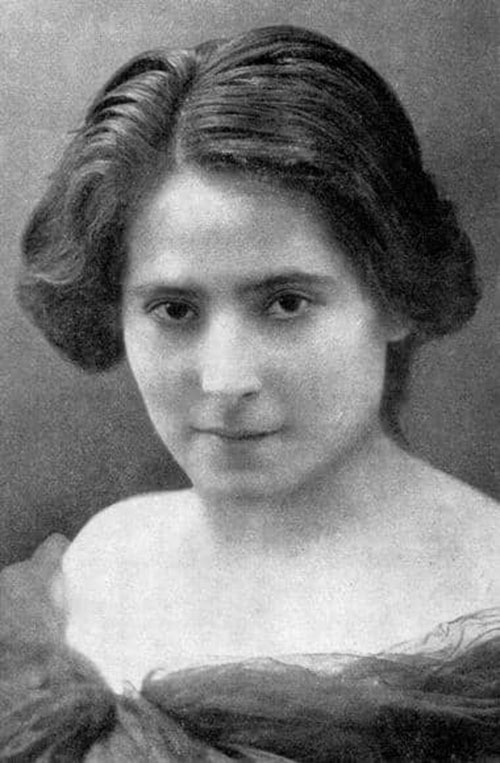 A young Helena Rubinstein