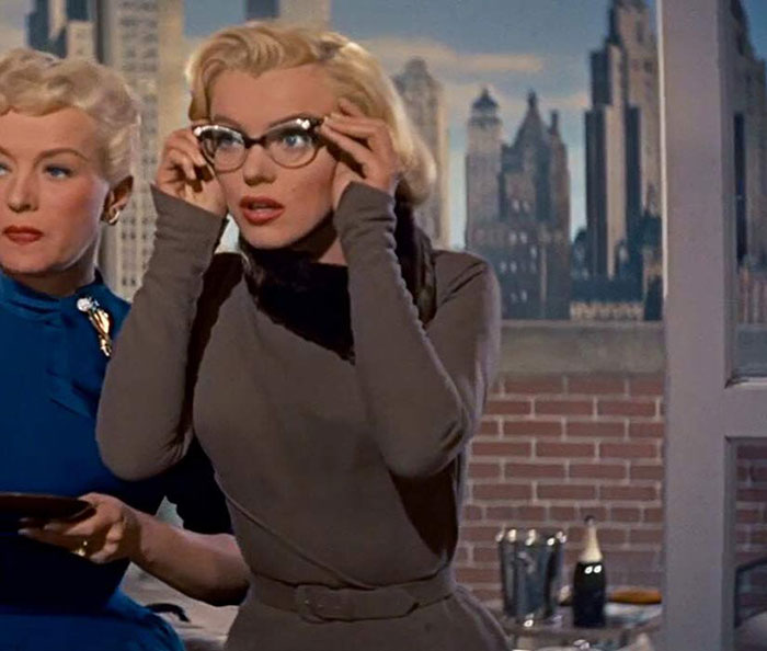 Marilyn Monroe cat eye glasses