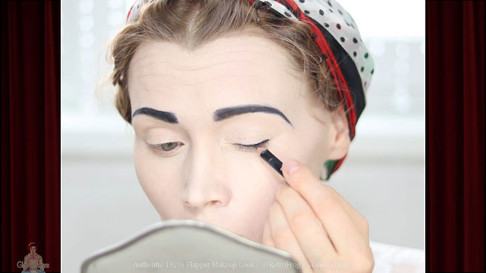 eyeliner - 1920s makeup